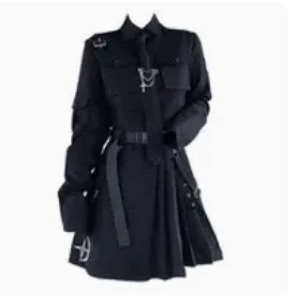 Stylish Black two piece street wear.